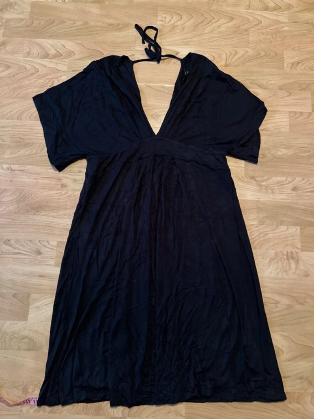 V neck dress